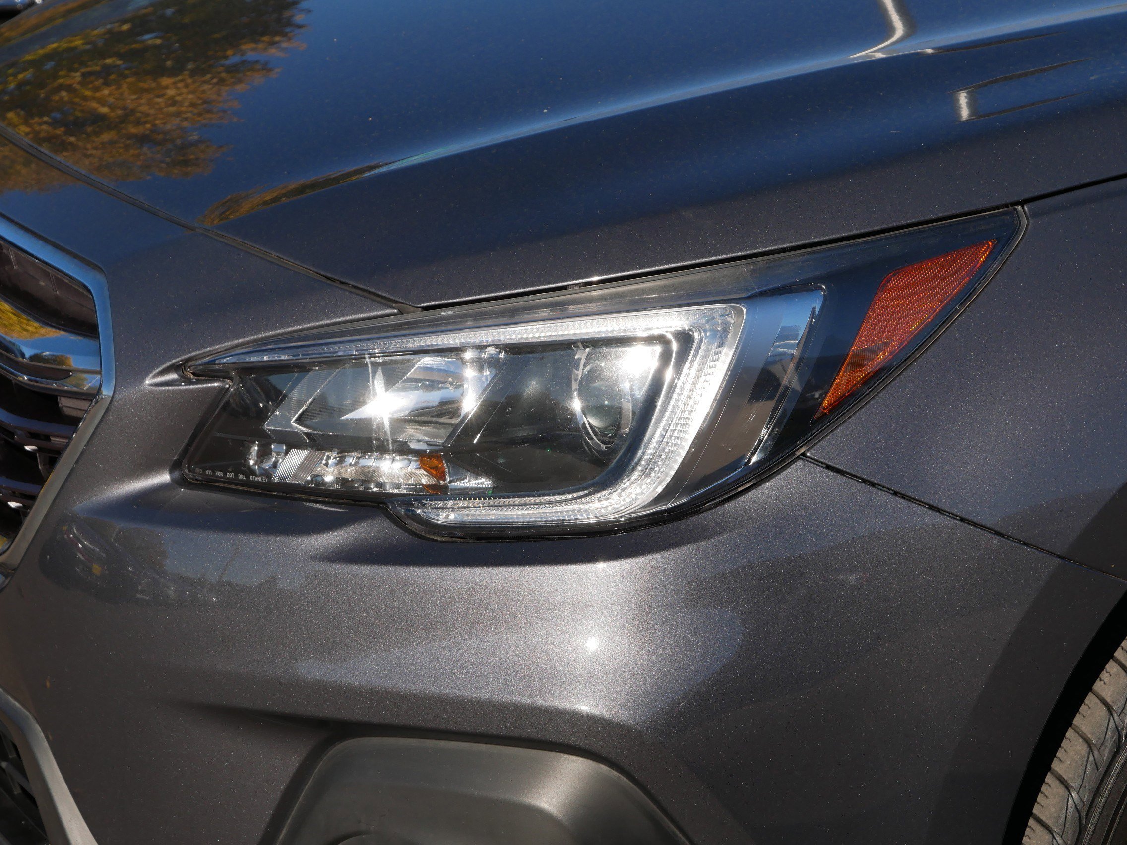 Used 2018 Subaru Outback 2.5i Limited w/ Popular Package #2 image 16