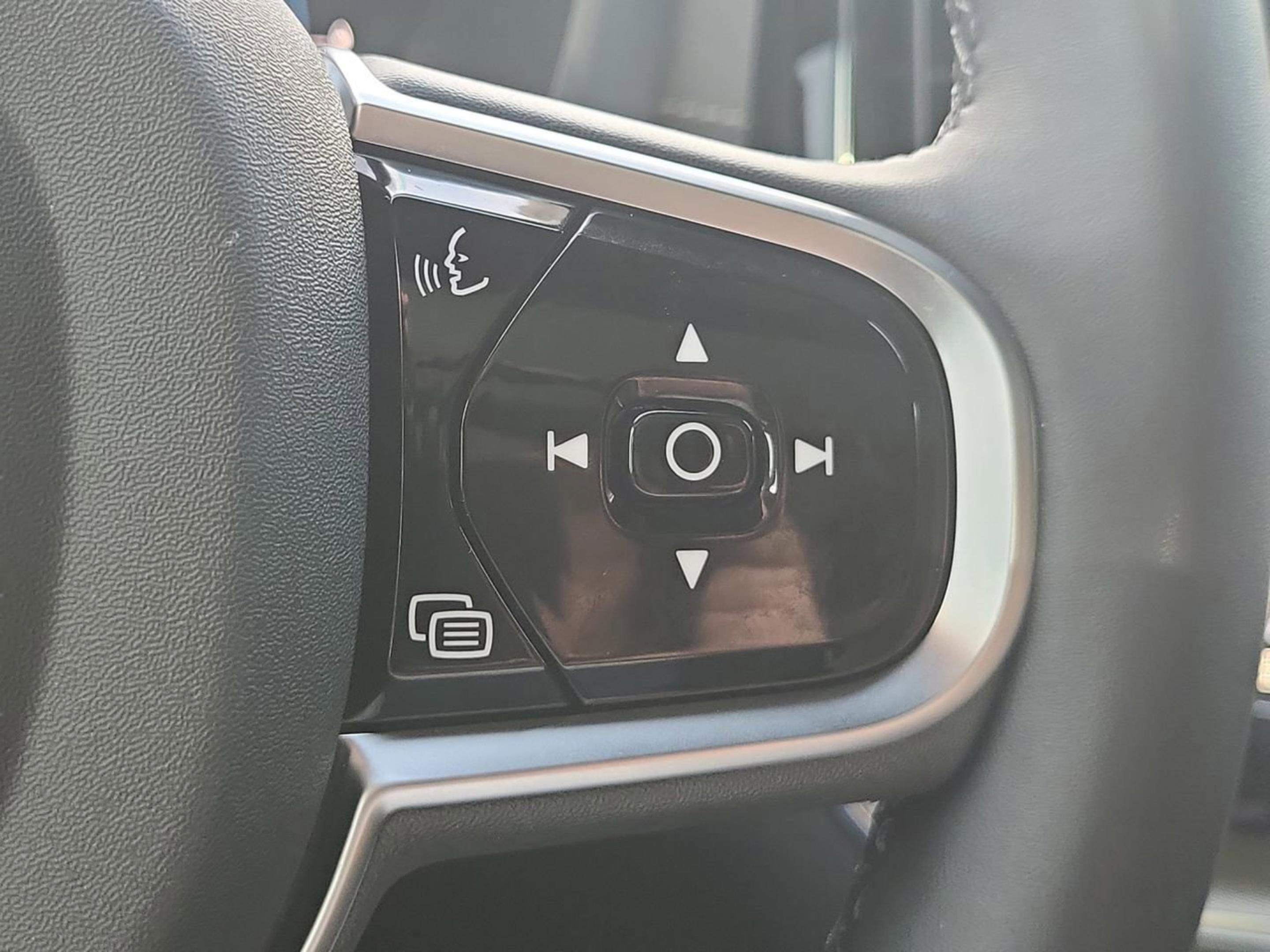 Used 2024 Volvo XC60 T8 Polestar w/ Protection Package Premier image 27