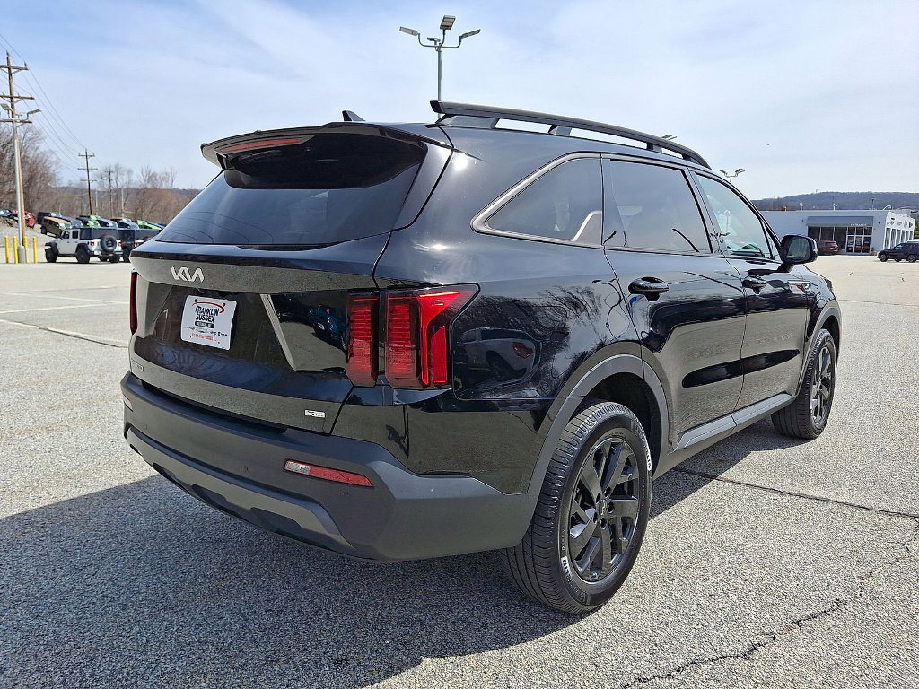 Used 2023 Kia Sorento S w/ Panoramic Sunroof Package AWD/4WD image 54