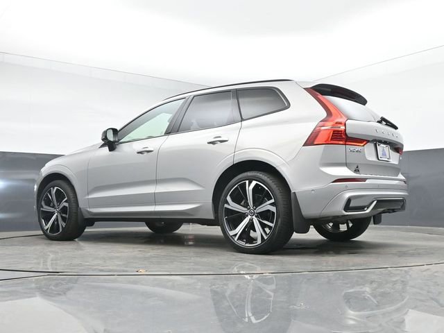 Used 2023 Volvo XC60 B5 Ultimate w/ Climate Package FWD image 19