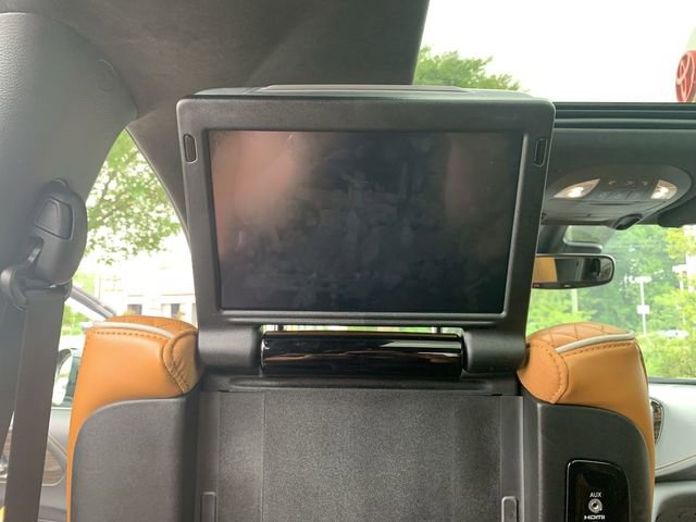Used 2023 Chrysler Pacifica Pinnacle FWD image 34