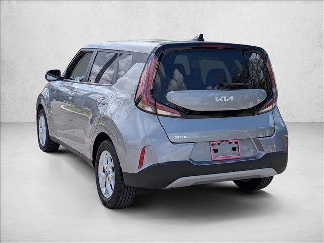 Used 2025 Kia Soul S FWD image 7