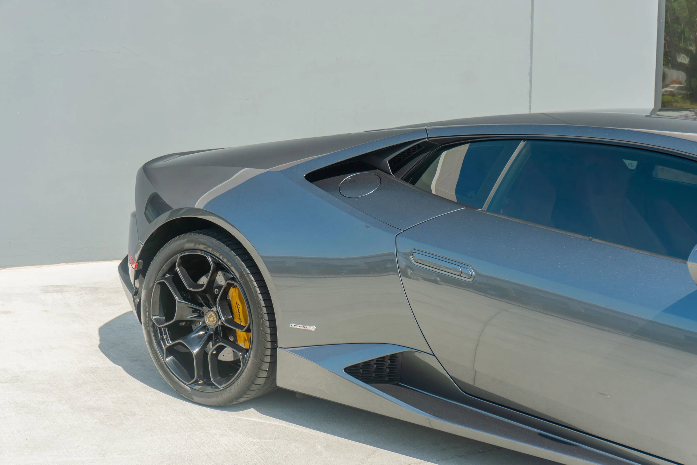 Used 2016 Lamborghini Huracan LP 610-4 image 28