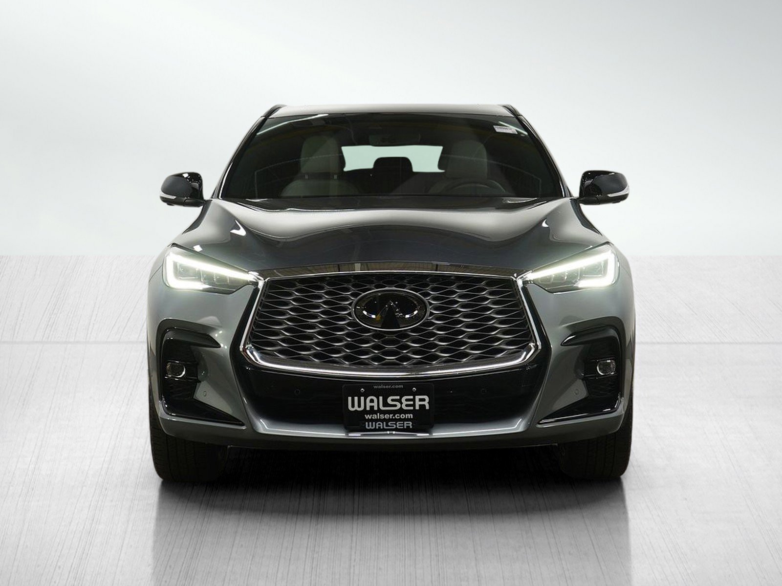 Used 2025 INFINITI QX55 Essential image 8