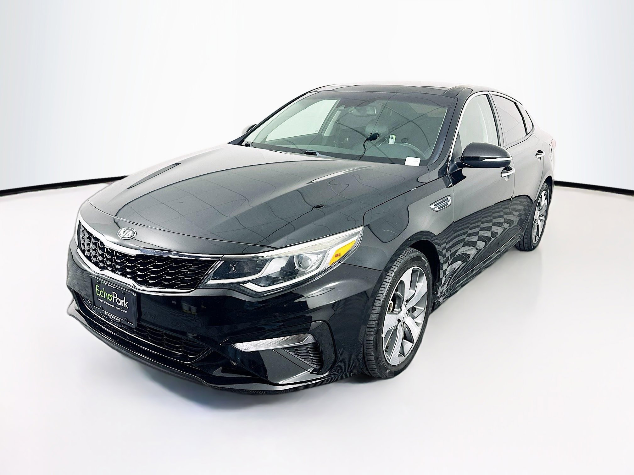 Used 2019 Kia Optima S w/ S Panoramic Sunroof Package FWD image 3