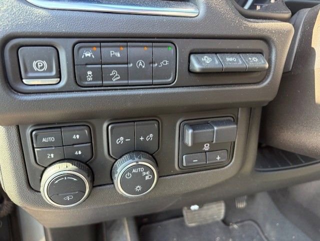 Used 2021 Chevrolet Tahoe High Country AWD/4WD image 8