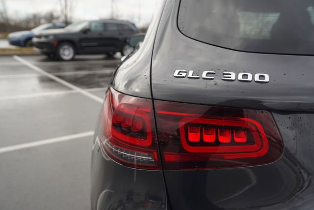 Used 2022 Mercedes-Benz GLC 300 image 39