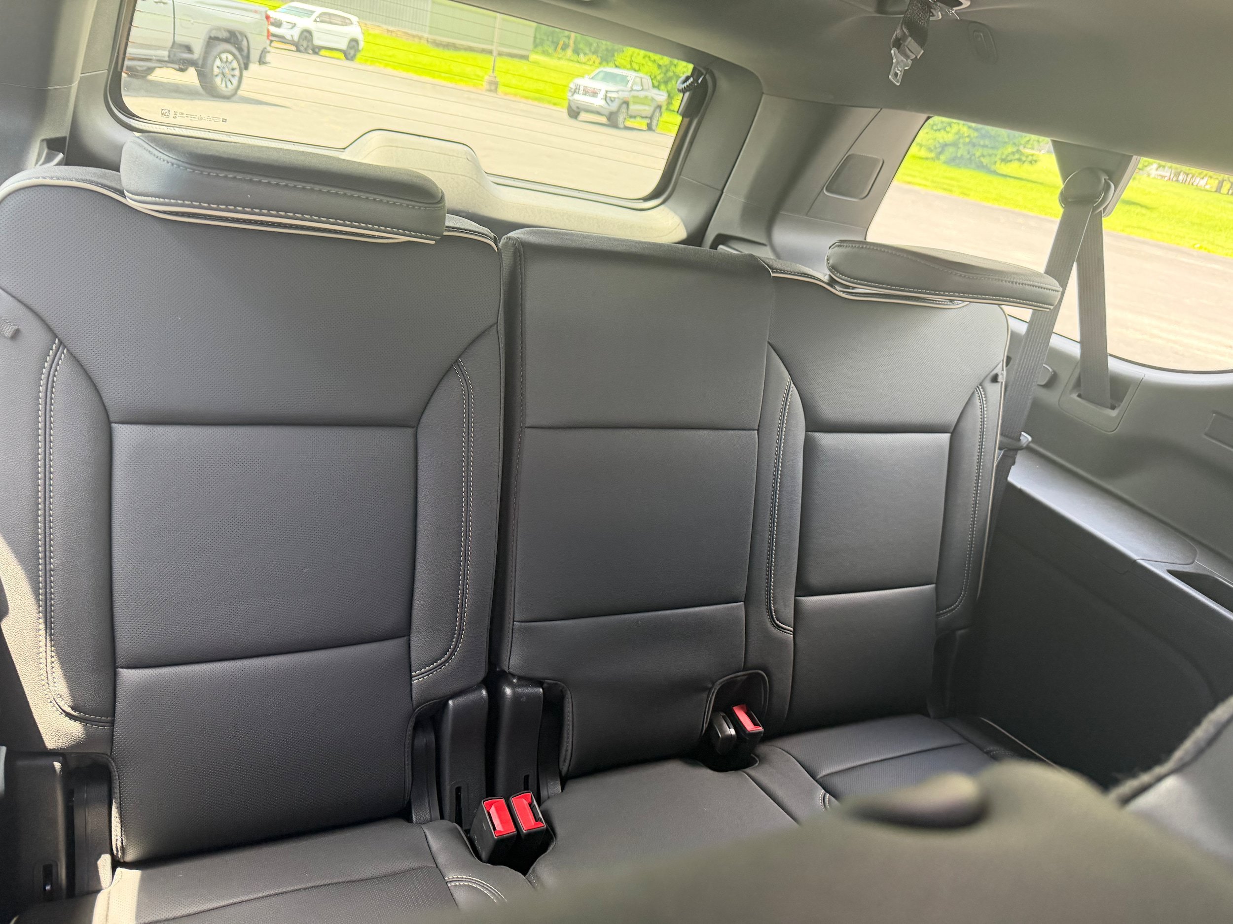 Used 2024 GMC Yukon XL SLT w/ SLT Premium Package AWD/4WD image 21
