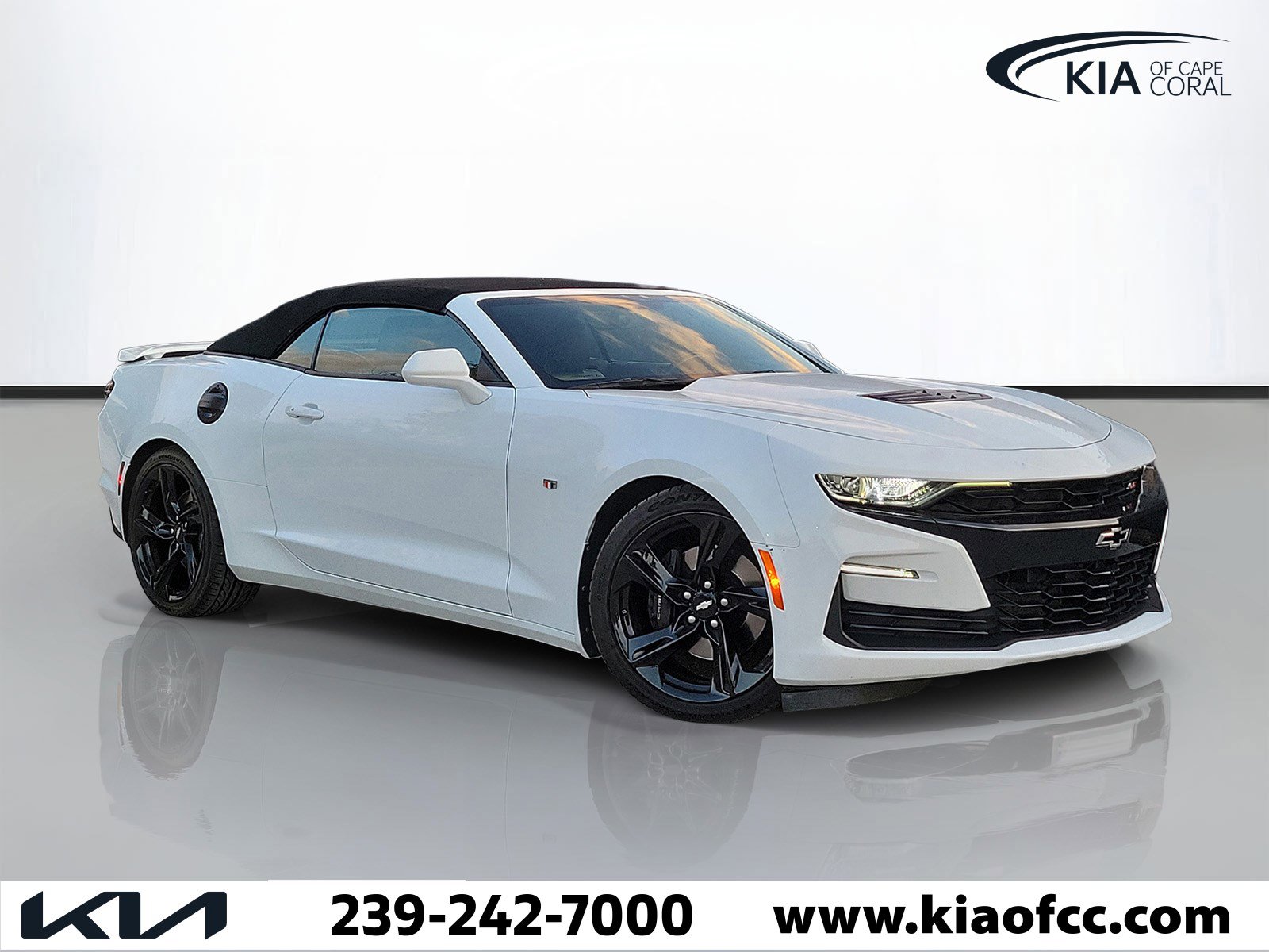 Used 2019 Chevrolet Camaro SS image 1