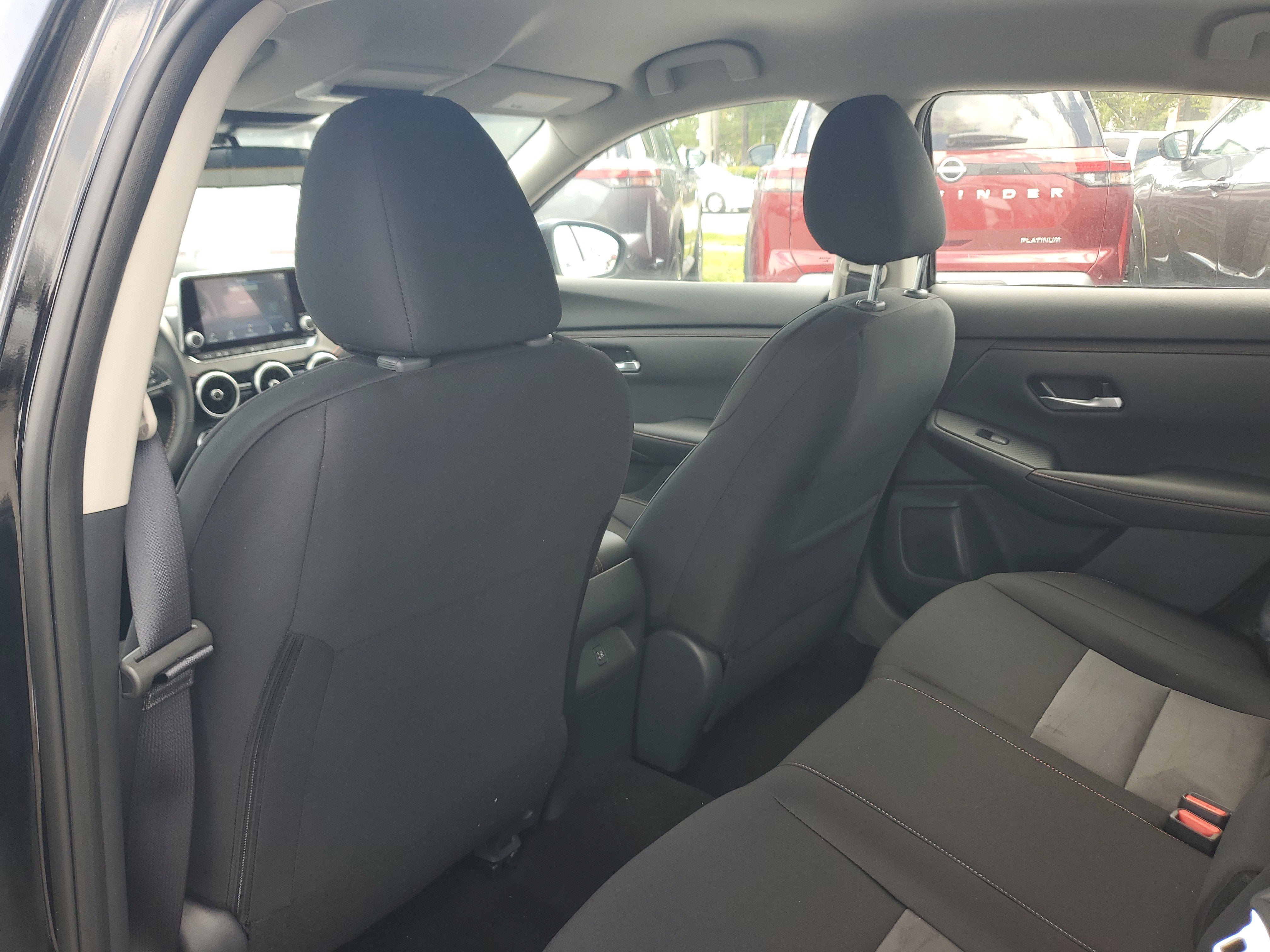 New 2025 Nissan Sentra SR w/ Midnight Edition FWD image 16