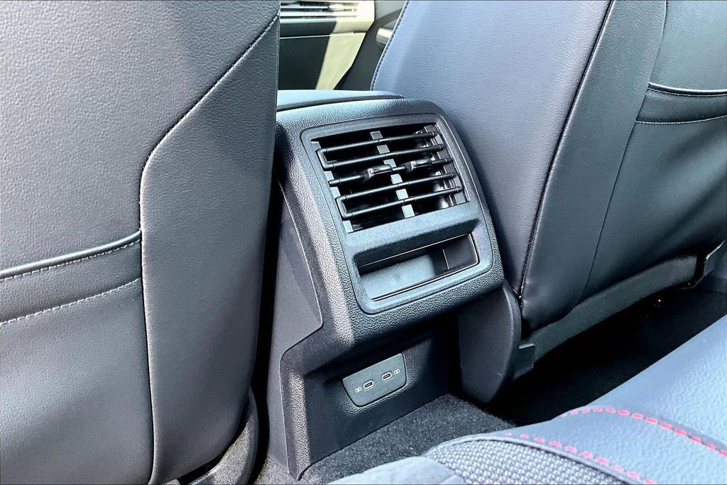 New 2026 Volkswagen GTI SE image 9