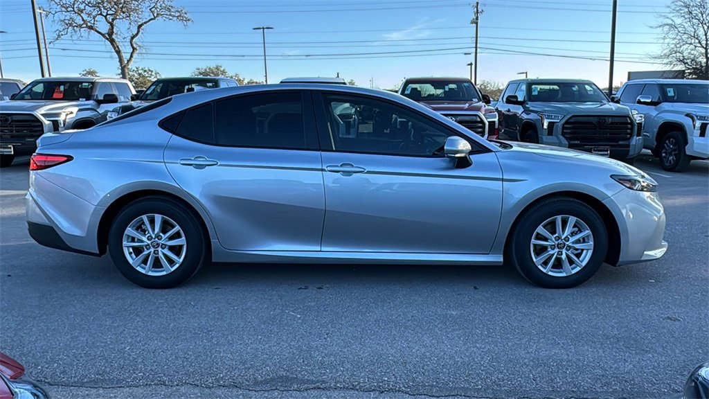 New 2026 Toyota Camry LE image 10