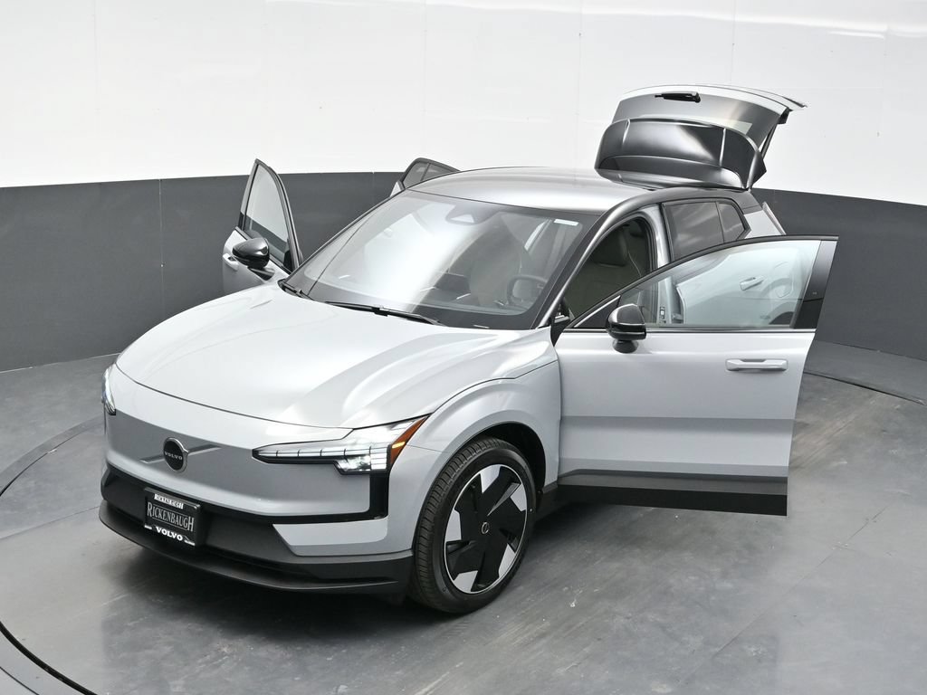 New 2026 Volvo EX30 Plus w/ Protection Package Premier AWD/4WD image 36