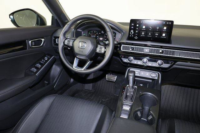 Used 2025 Honda Civic Sport Touring image 9