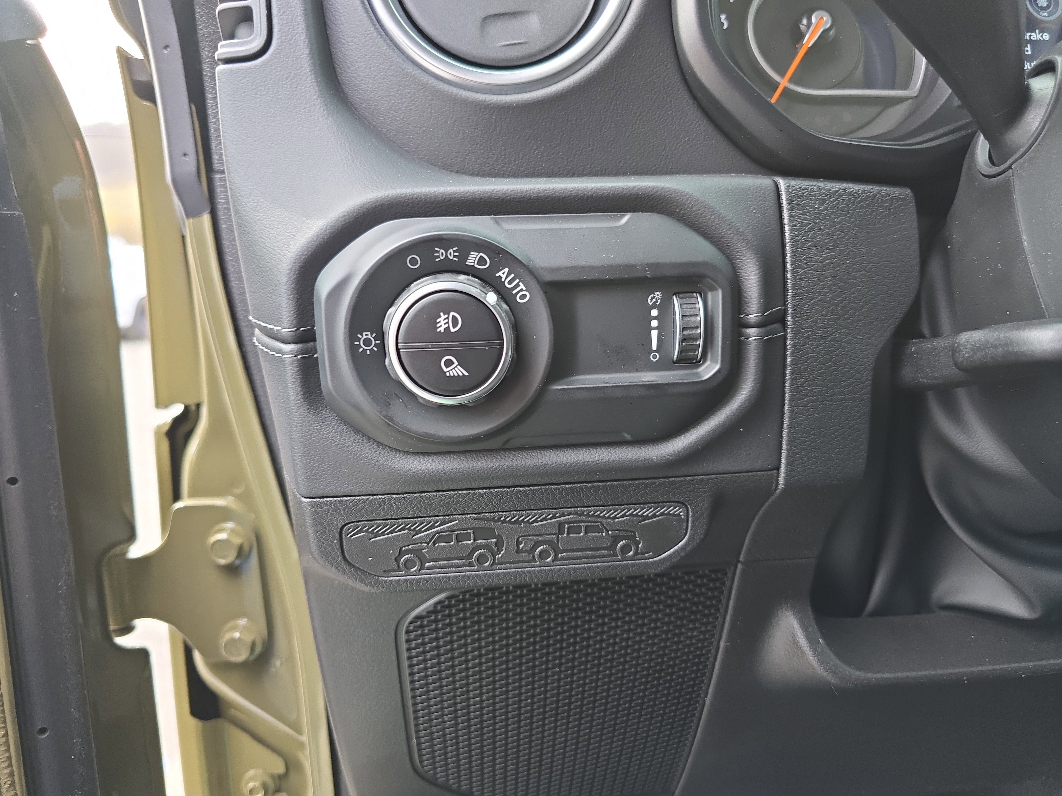 New 2025 Jeep Gladiator Sport w/ Premium Package image 19