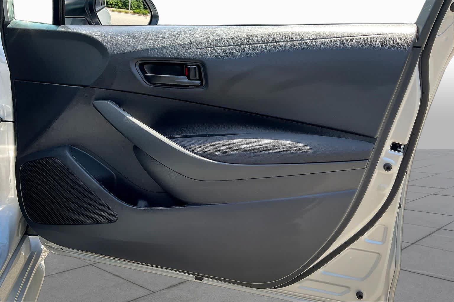 Used 2026 Toyota Corolla LE FWD image 22
