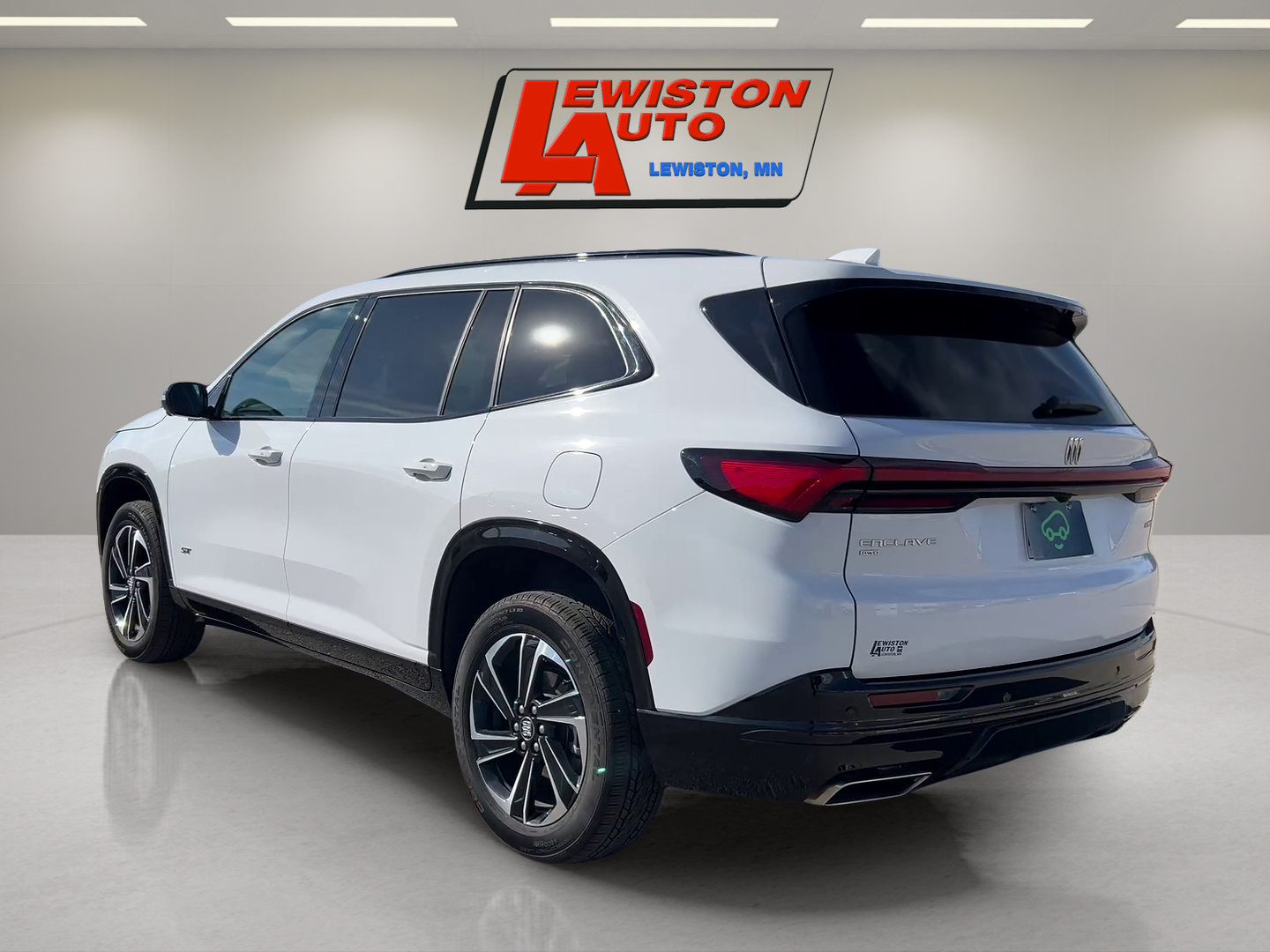 Certified 2026 Buick Enclave Sport Touring AWD/4WD image 3