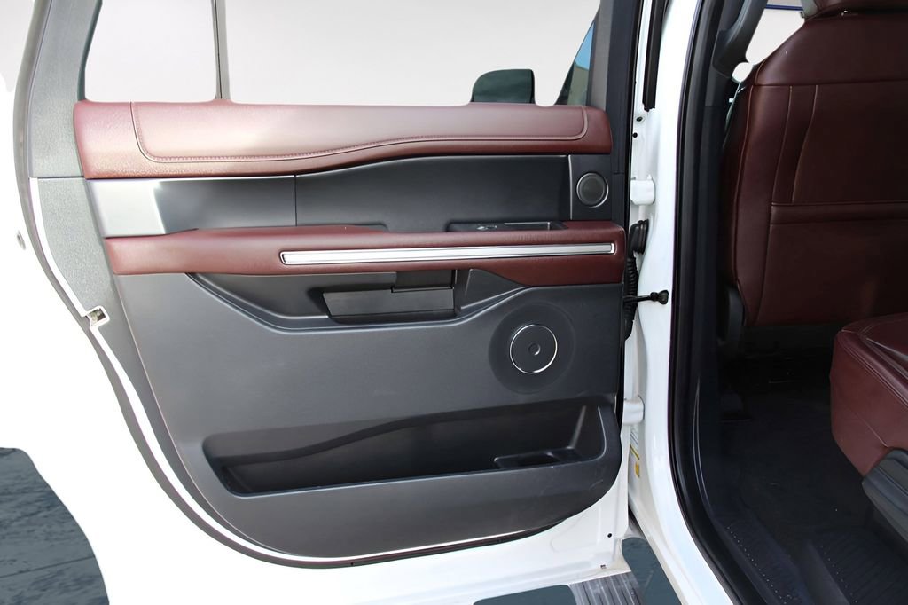 Used 2024 Ford Expedition Max Limited image 22
