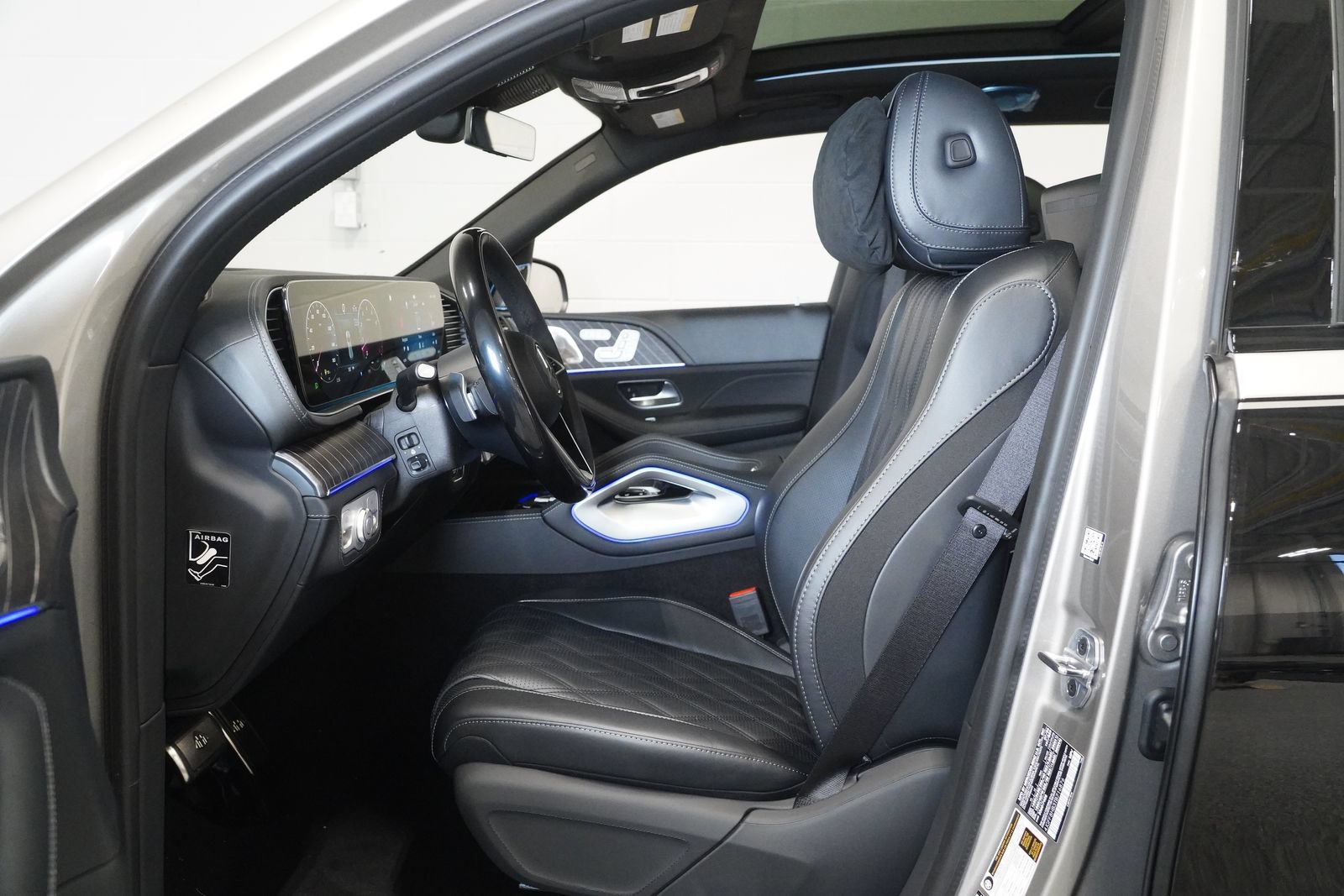 New 2026 Mercedes-Benz Maybach GLS 600 4MATIC image 14
