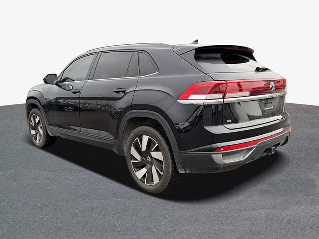 Used 2024 Volkswagen Atlas Cross Sport SE image 2