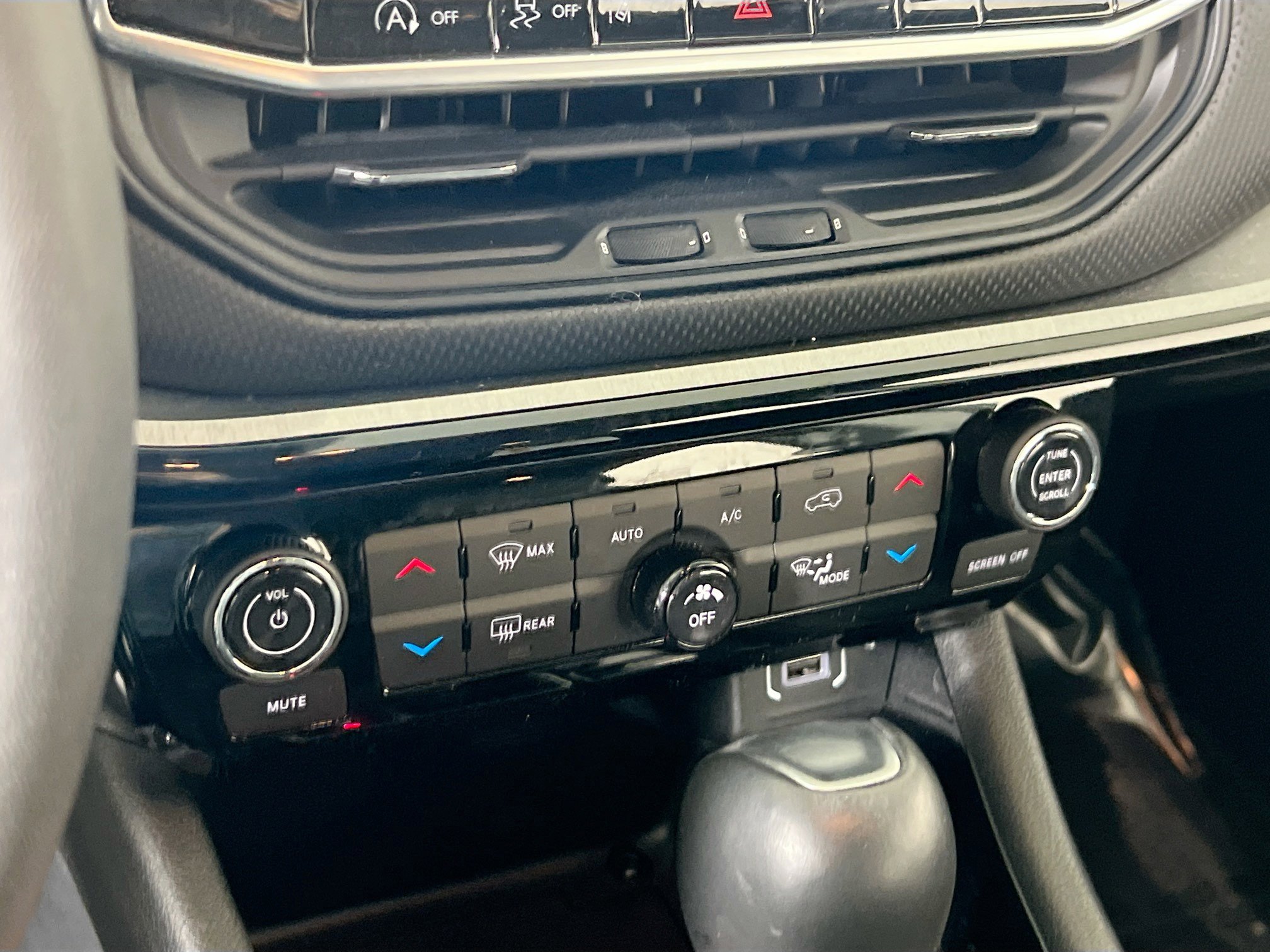 Used 2022 Jeep Compass Trailhawk image 15