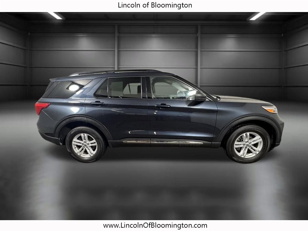 Used 2023 Ford Explorer XLT w/ Equipment Group 202A image 6