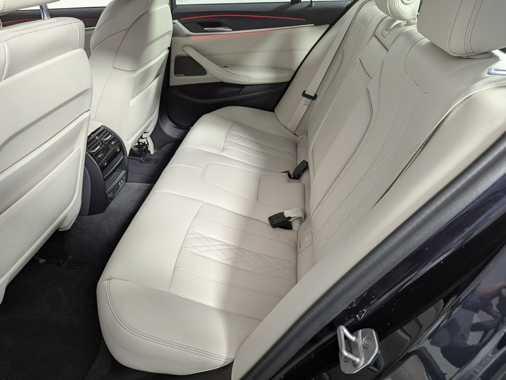 Certified 2023 BMW 540i xDrive w/ M Sport Package AWD/4WD image 47