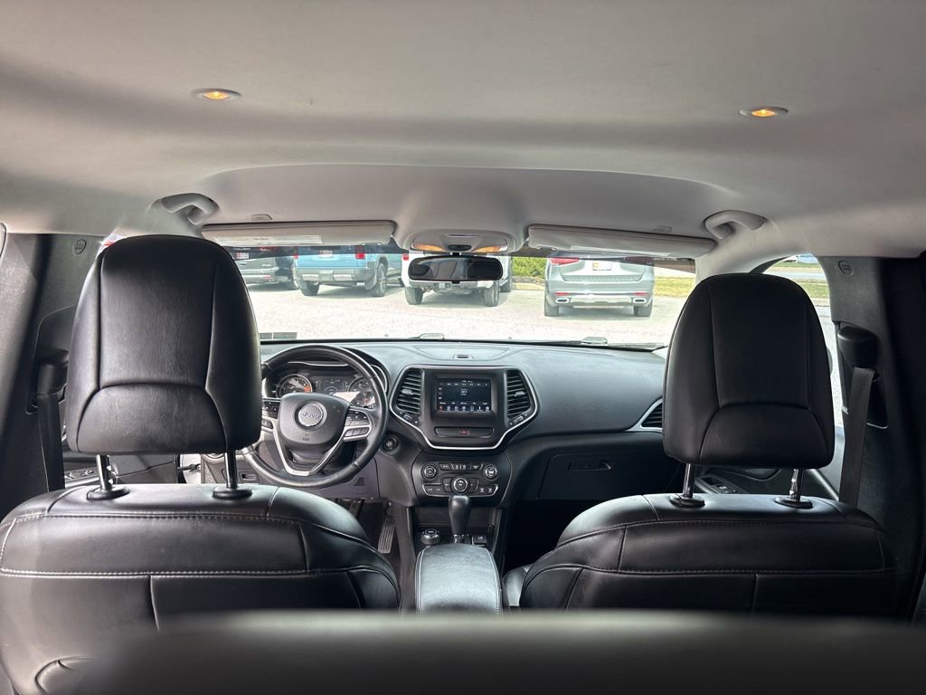 Used 2019 Jeep Cherokee Latitude Plus image 9