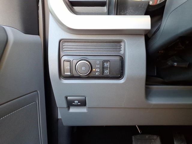 Used 2024 Ford F250 XL w/ STX Appearance Package AWD/4WD image 20