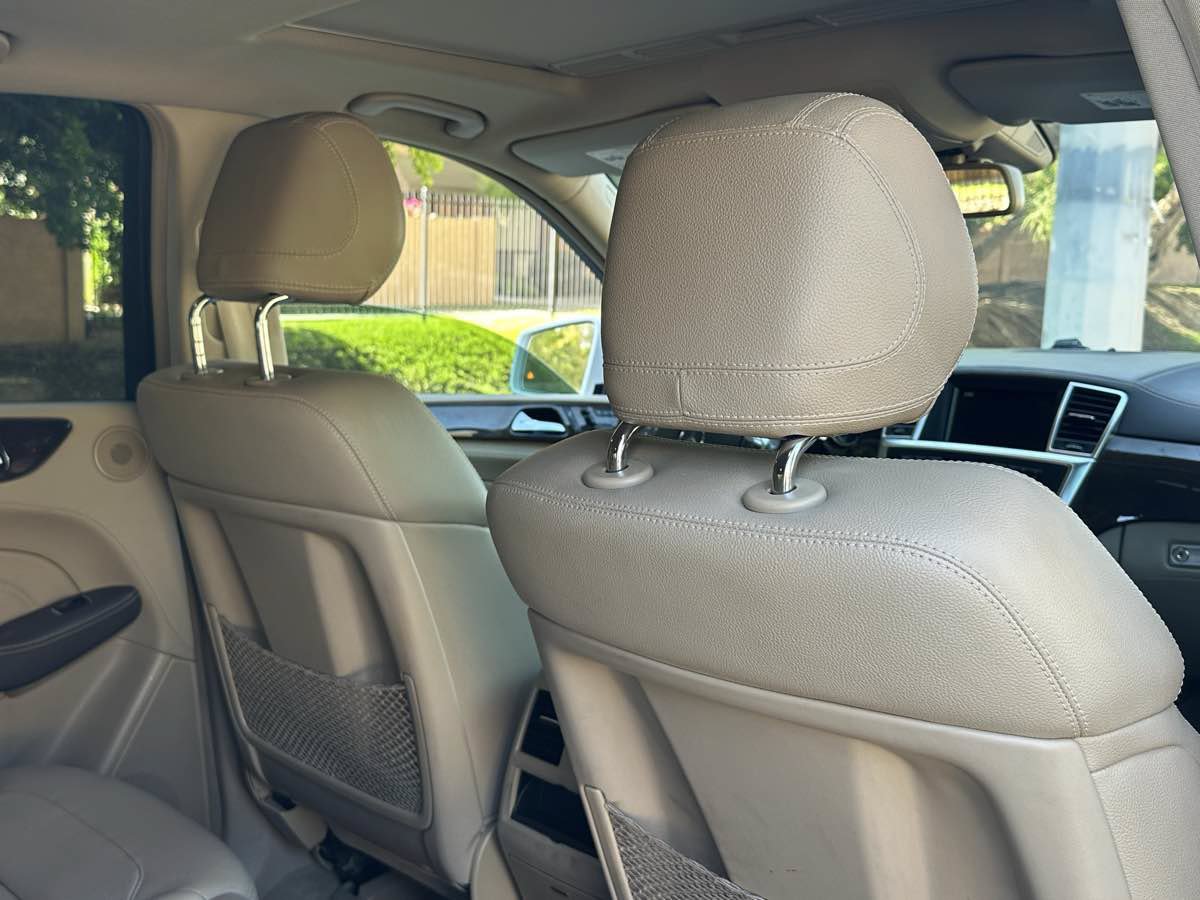 Used 2014 Mercedes-Benz ML 350 4MATIC w/ Premium 1 Package image 16