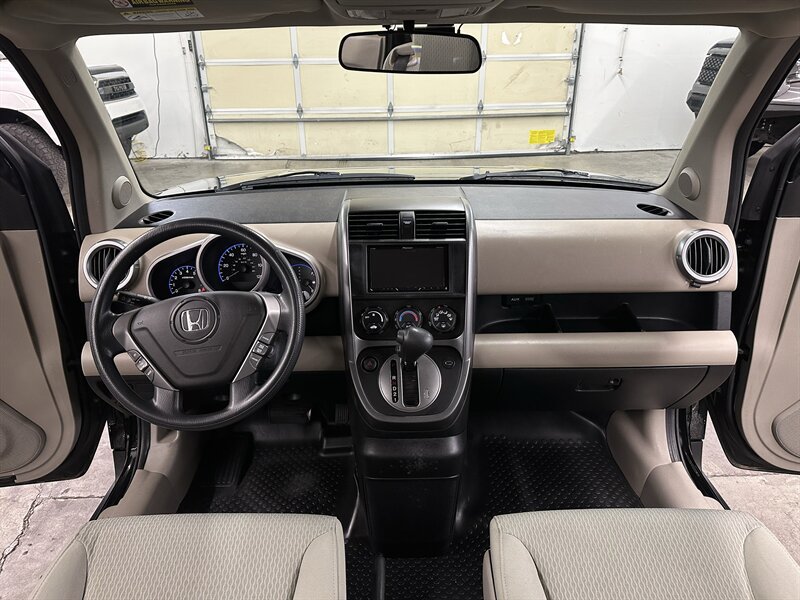 Used 2009 Honda Element EX image 17