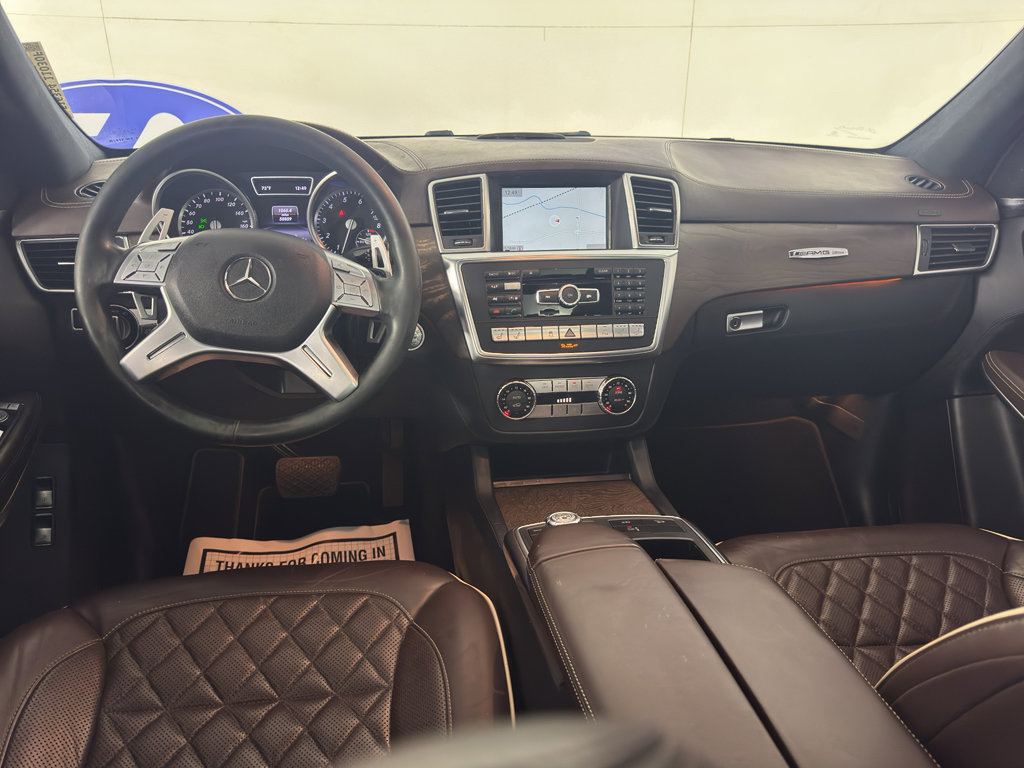 Used 2015 Mercedes-Benz GL 550 4MATIC image 36