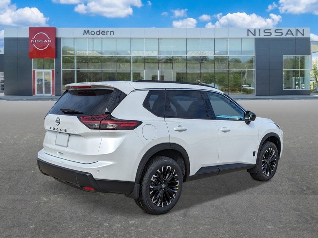 New 2027 Nissan Rogue Dark Armor FWD image 5