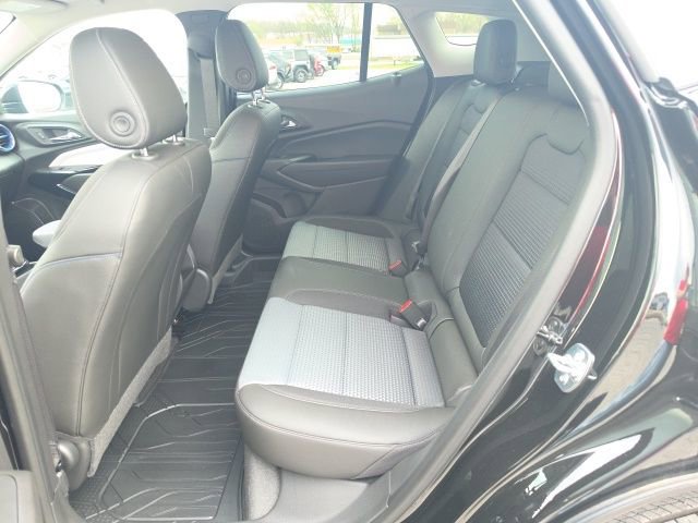 New 2026 Chevrolet Trax LT w/ Driver Confidence Package image 27