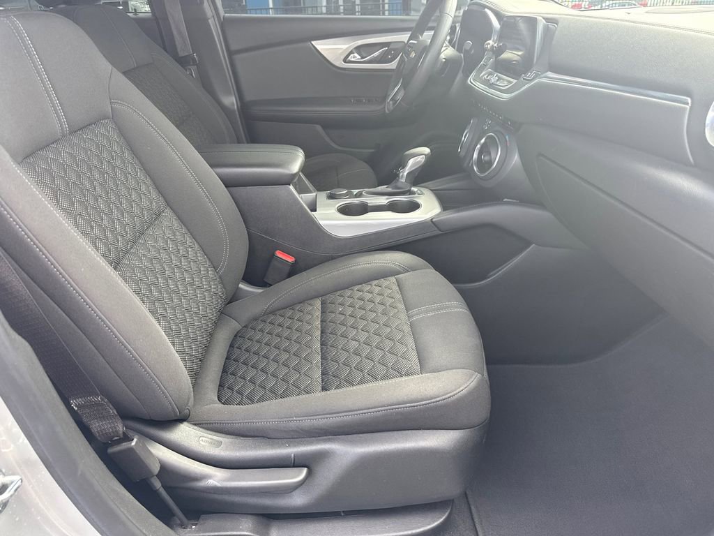 Used 2021 Chevrolet Blazer LT AWD/4WD image 14