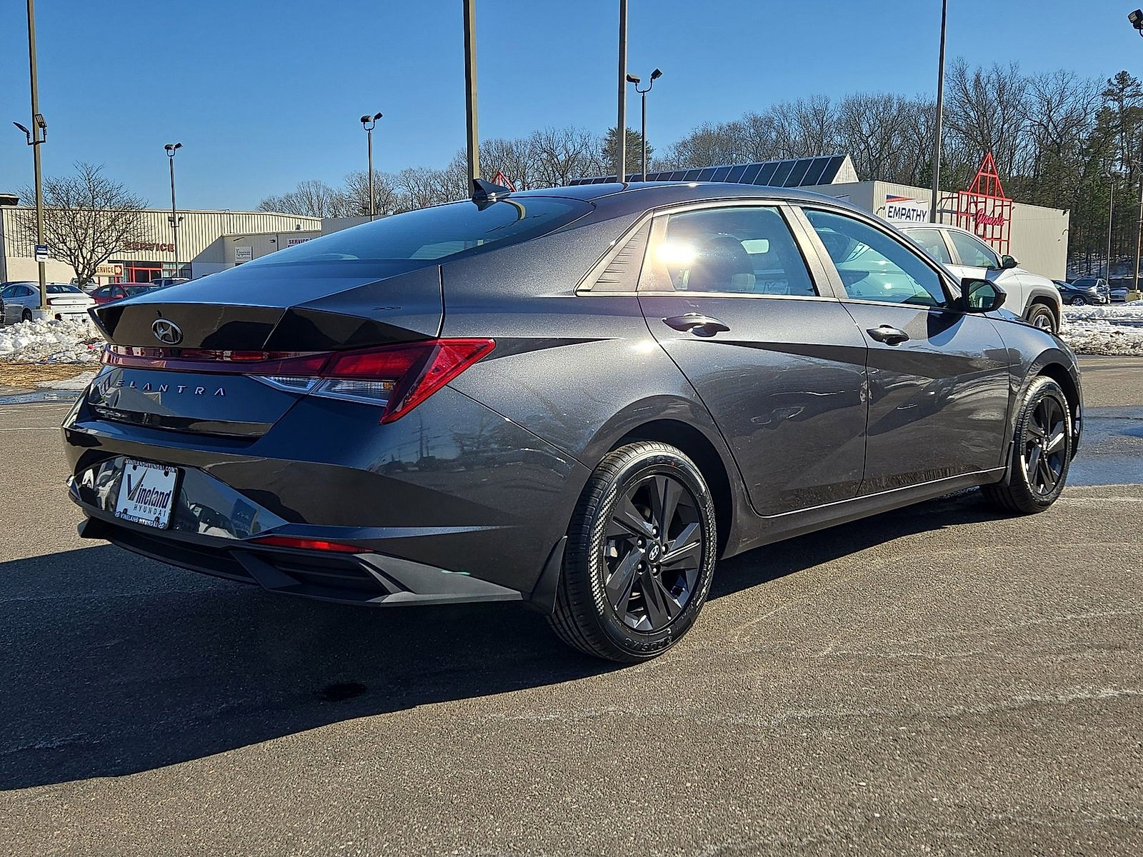 Certified 2022 Hyundai Elantra SEL image 30