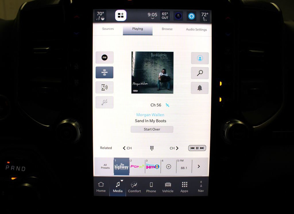 New 2026 RAM 1500 4x4 Crew Cab image 15