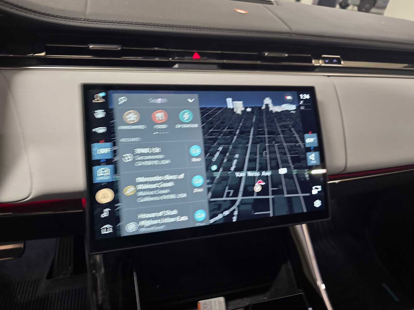 Used 2025 Land Rover Range Rover Sport Autobiography image 29