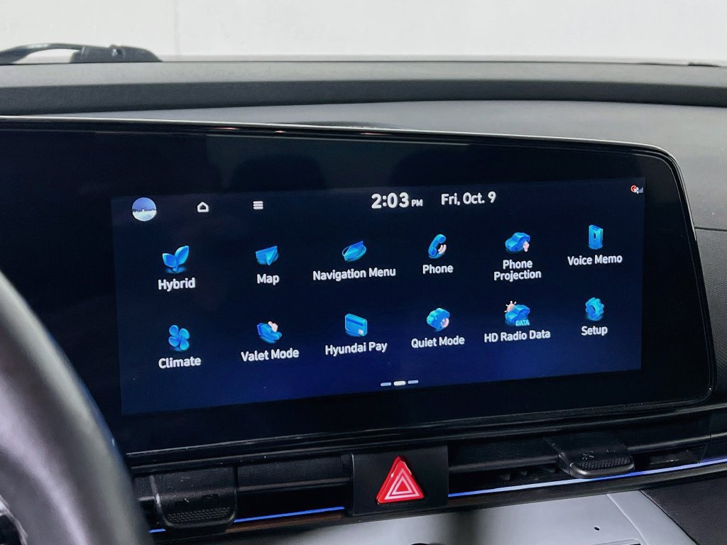 Used 2025 Hyundai Elantra Limited FWD image 14