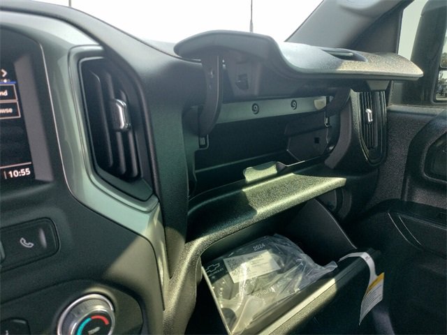 Used 2024 Chevrolet Silverado 2500 Custom w/ Custom Value Package image 31