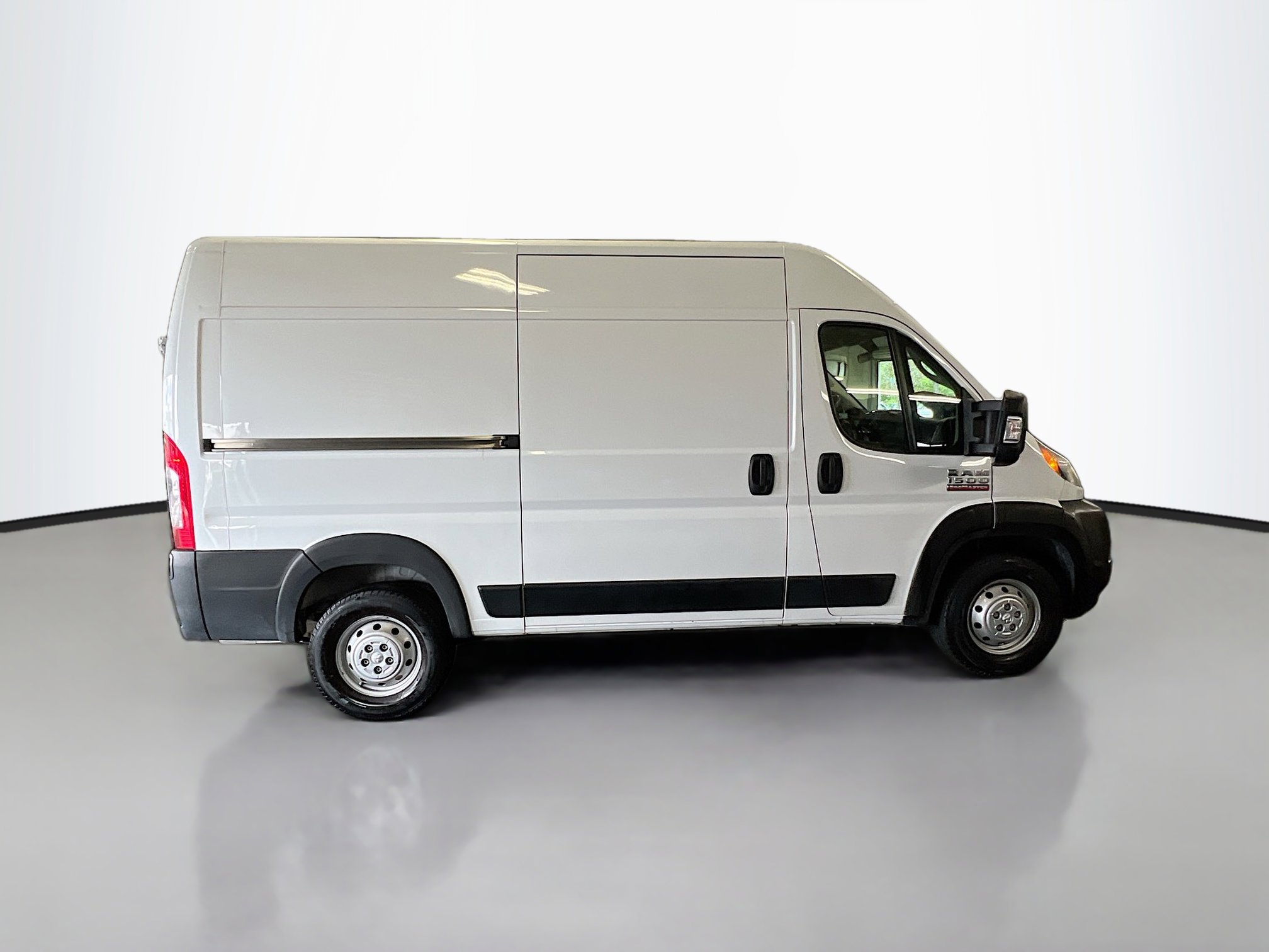 Used 2021 RAM ProMaster 1500 FWD image 3