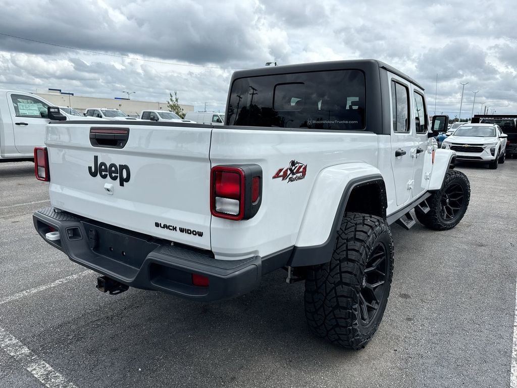 Used 2022 Jeep Gladiator Sport AWD/4WD image 4