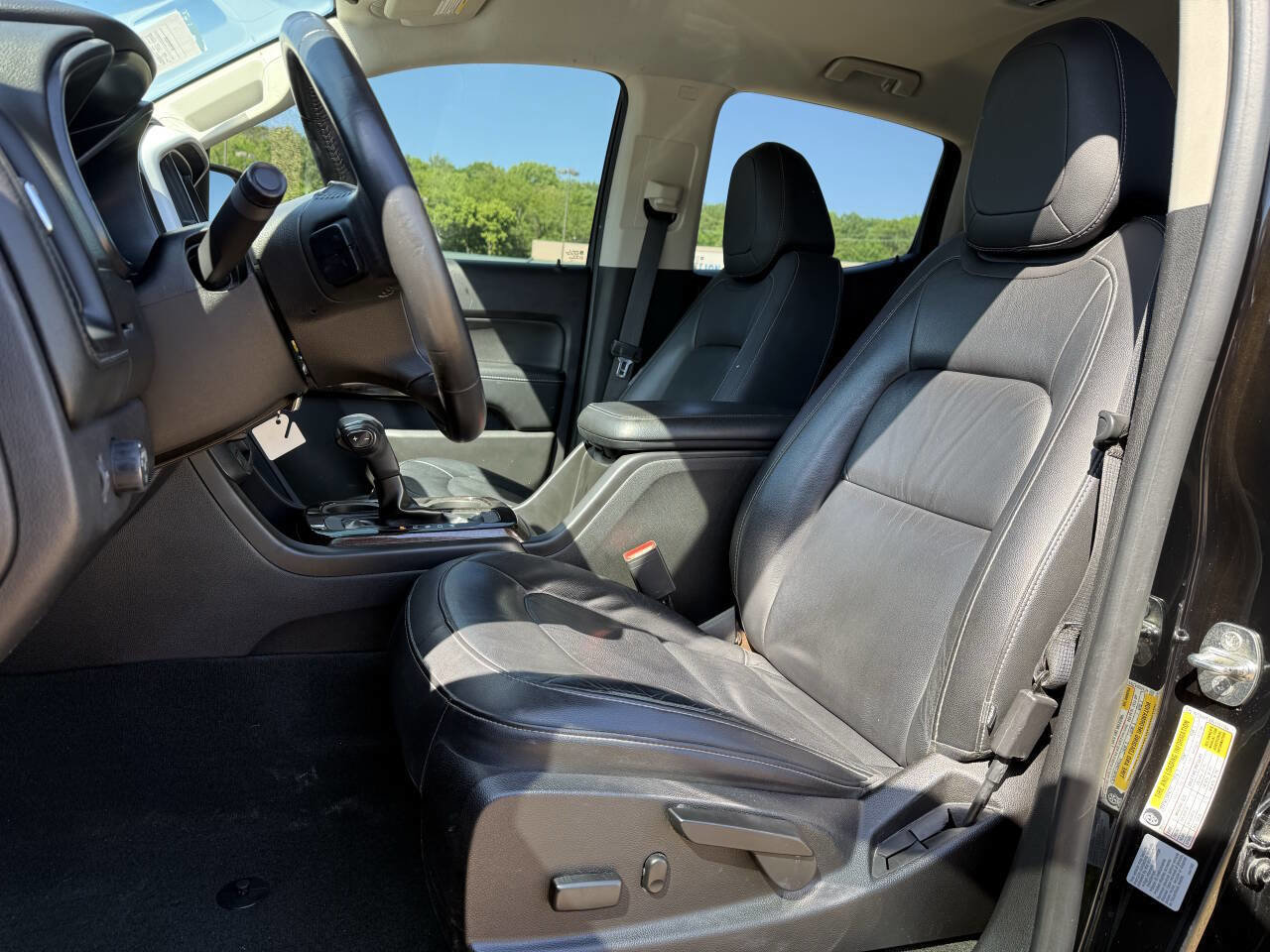 Used 2016 GMC Canyon SLT w/ Driver Alert Package RWD image 16