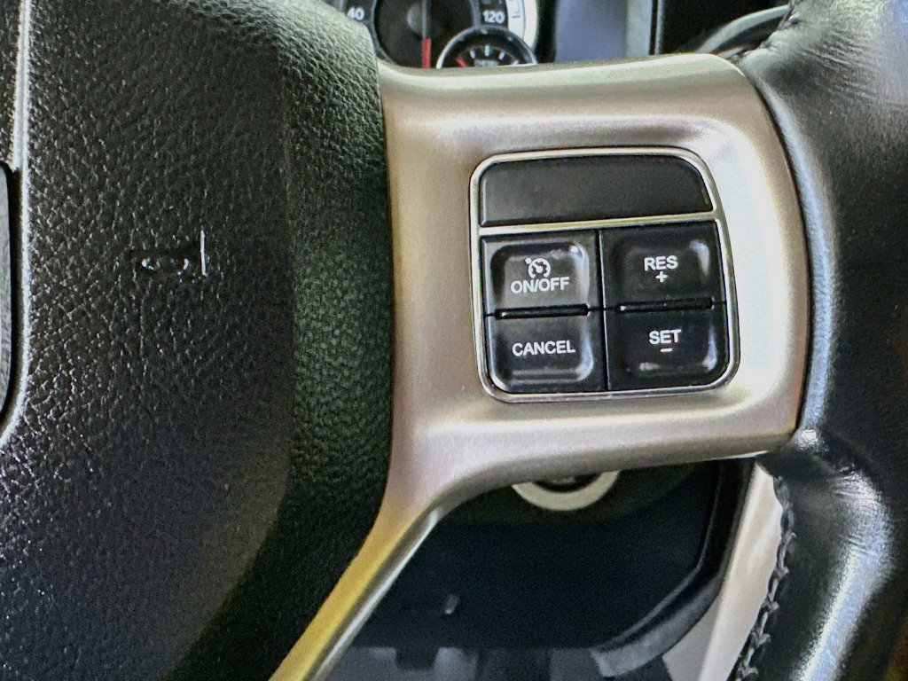 Used 2016 RAM 3500 Laramie w/ Convenience Group AWD/4WD image 25
