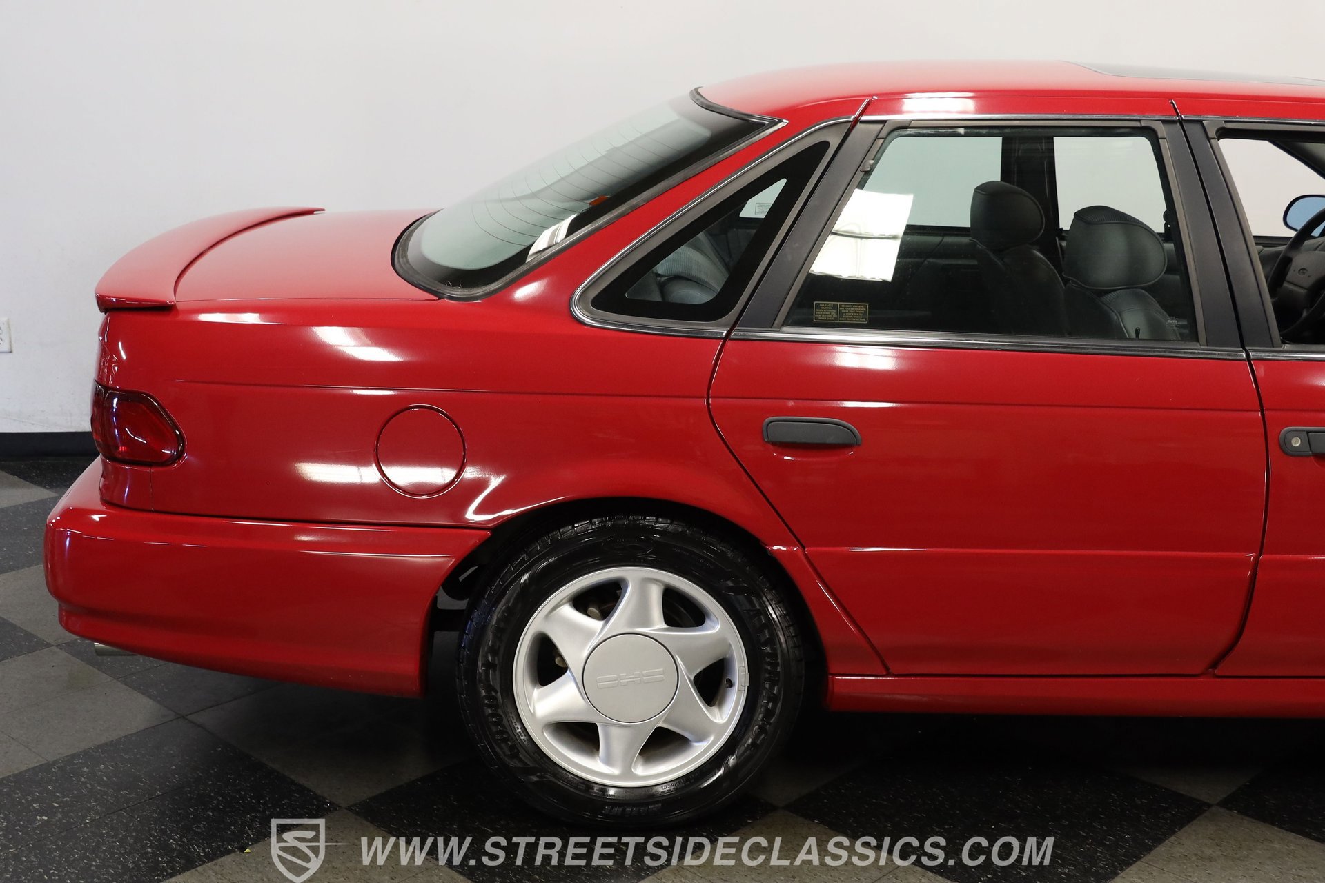 Used 1993 Ford Taurus SHO image 27