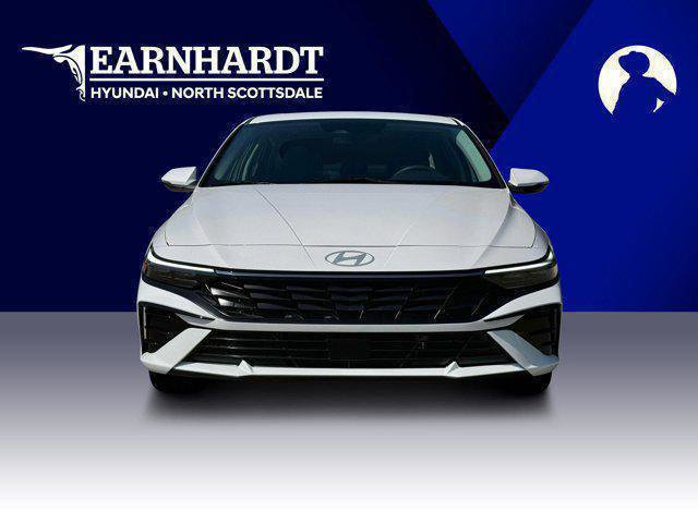 New 2025 Hyundai Elantra Limited image 12