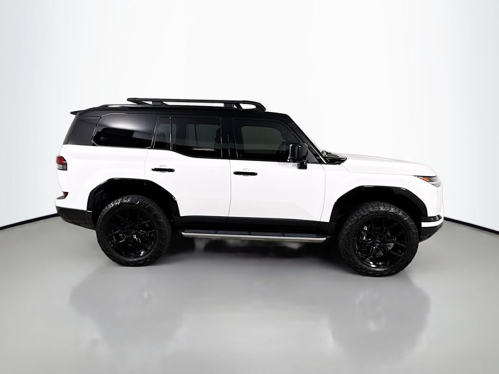 Used 2024 Lexus GX 550 w/ Accessory Package (31) AWD/4WD image 4