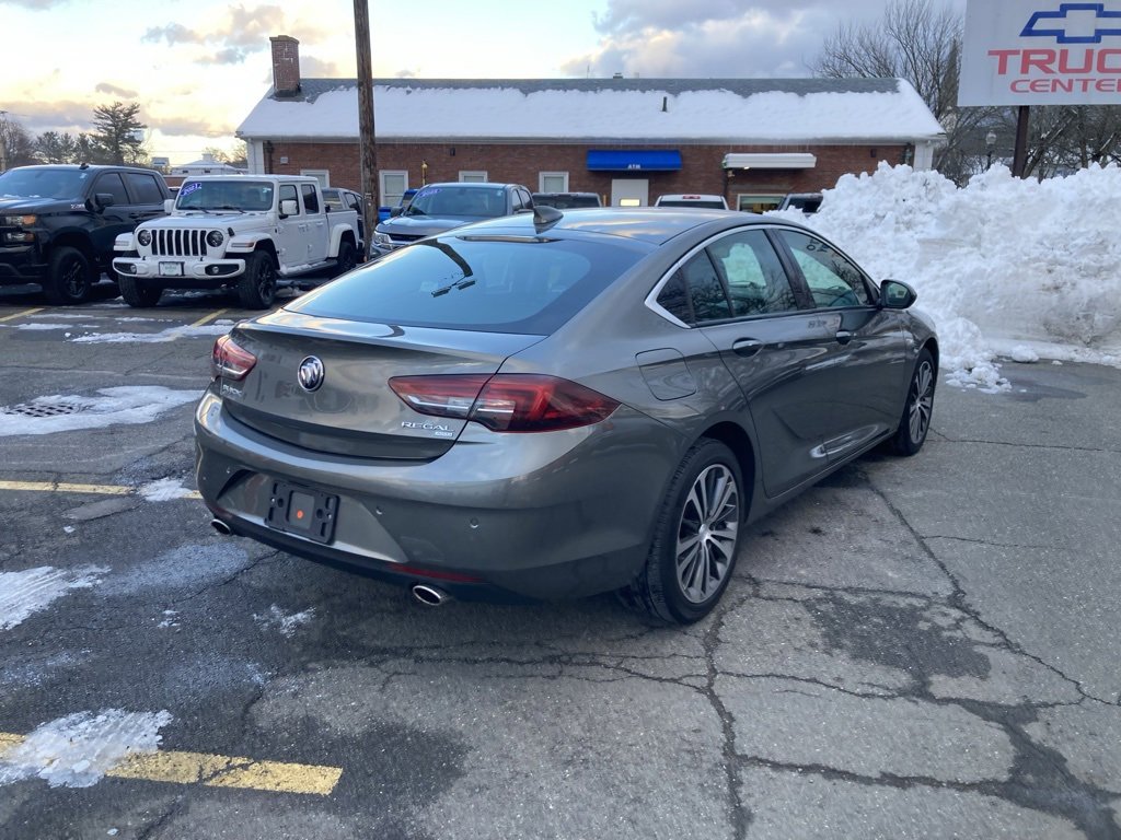Used 2018 Buick Regal Essence w/ Driver Confidence Package #1 image 7