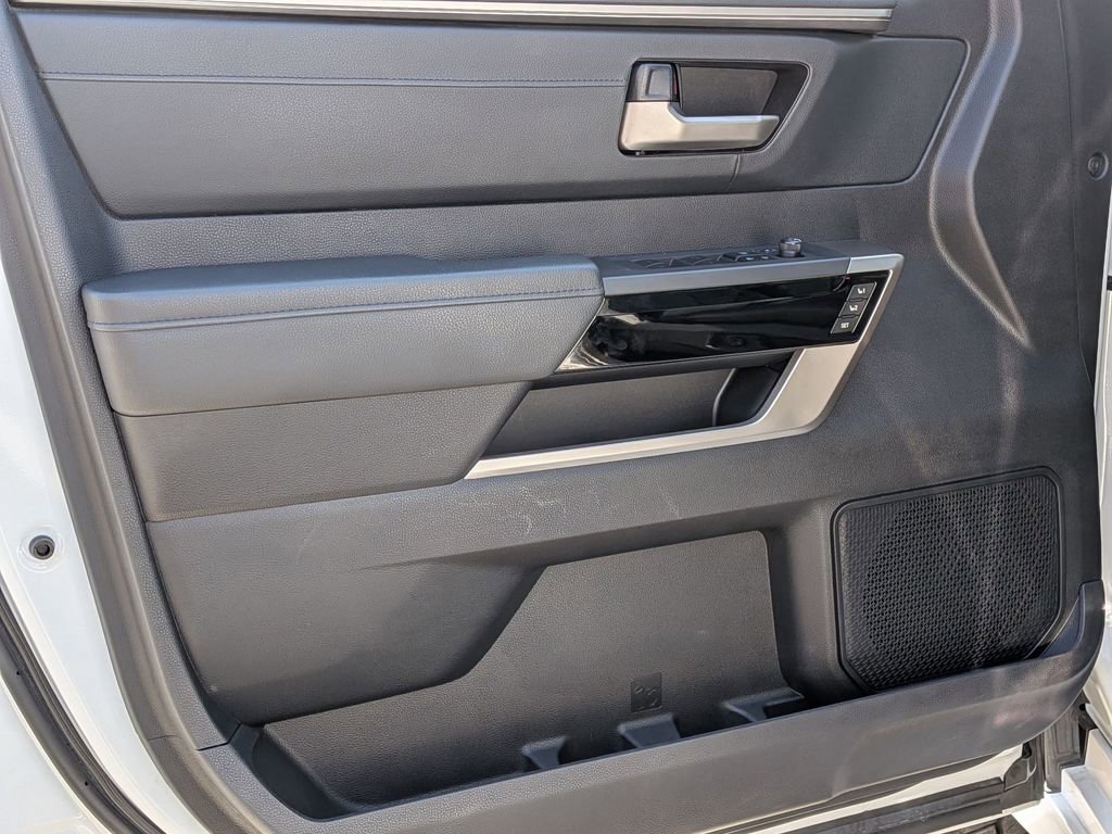 Used 2022 Toyota Tundra Limited image 9