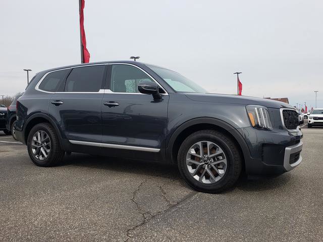 Certified 2023 Kia Telluride LX image 1